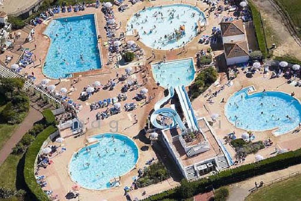 "Le Filet Du Lac" Appartement Atypique, 5 Personnes, Duplex, Vue Lac, Acces Parc Aquatique Gratuit Talmont-Saint-Hilaire 外观 照片